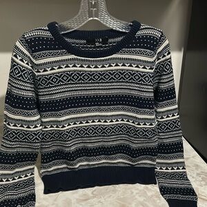 forever 21 blue and white christmas pattern knit sweater